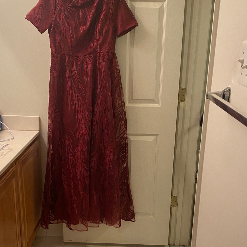 Elegant Red Evening Dress